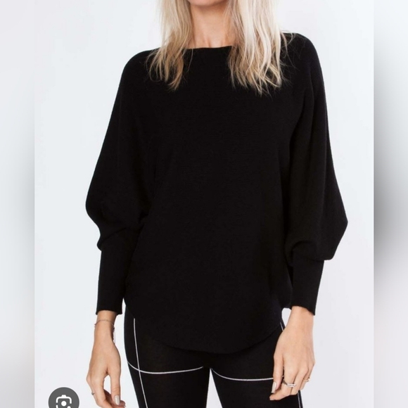 Kerisma Ryu Black and Pink Sweaters Lot - Picture 3 of 8